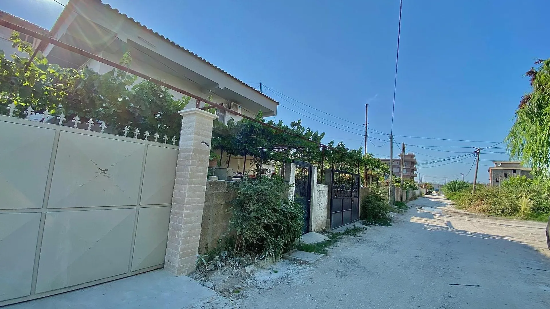 Floor Villa 1 Vlore Apartment